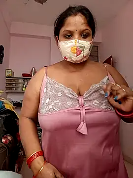 CUTE-LOVE-SWEETS online show from February 14, 2026, 4:13 am