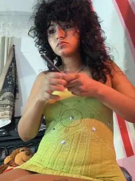 justcallmemargo online show from December 18, 2025, 1:33 am