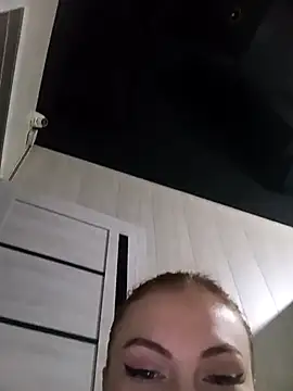 Alexandra-fox online show from April 23, 2026, 3:02 pm