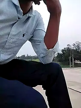 Snapshot of itsme_chappie chatting on February 22, 2026, 12:29 pm itsme chappie online show from February 22, 2026, 12:29 pm