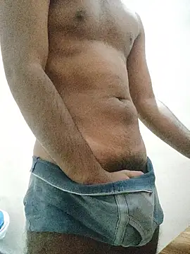 BhonduBaby online show from November 28, 2025, 7:47 pm