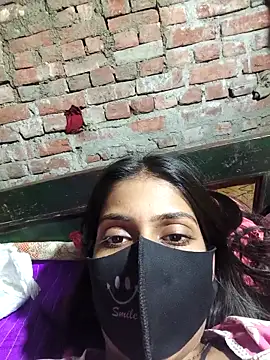 Anupriya89 online show from February 13, 2026, 7:03 pm