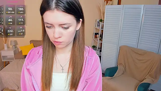 AngelesBenitz online show from April 8, 2026, 7:43 am