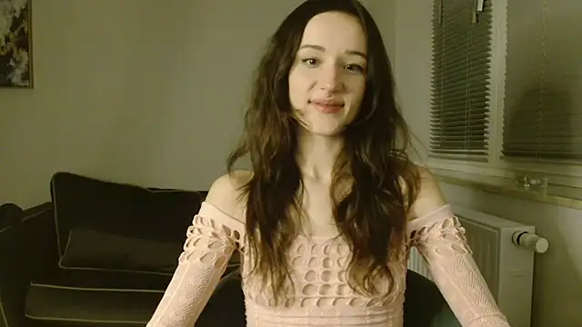 Tinybutt5368 online show from November 19, 2025, 5:57 pm