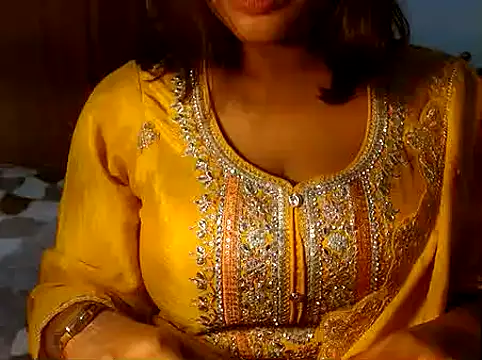 Snapshot of raveena_hot chatting on January 9, 2026, 12:45 pm raveena hot online show from January 9, 2026, 12:45 pm