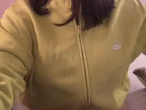 raveena hot online show from March 29, 2026, 2:41 pm