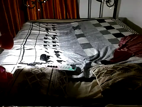 Snapshot of raveena_hot chatting on January 15, 2026, 4:32 pm raveena hot online show from January 15, 2026, 4:32 pm