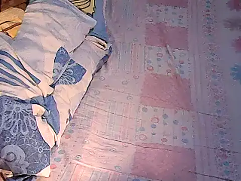 TsLibra online show from April 7, 2026, 7:37 pm