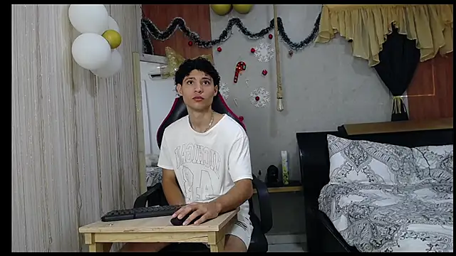 Snapshot of the_nugge chatting on December 21, 2025, 1:13 pm the nugge online show from December 21, 2025, 1:13 pm