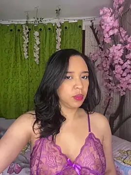 Esmerald 1111 online show from April 7, 2026, 11:12 am