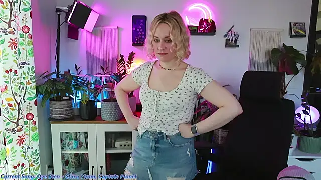 Snapshot of xzoeyryanx chatting on February 27, 2026, 6:52 pm xzoeyryanx online show from February 27, 2026, 6:52 pm