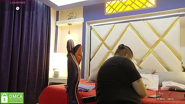 Snapshot of danna_thiago1 chatting on February 9, 2026, 1:53 pm danna thiago1 online show from February 9, 2026, 1:53 pm