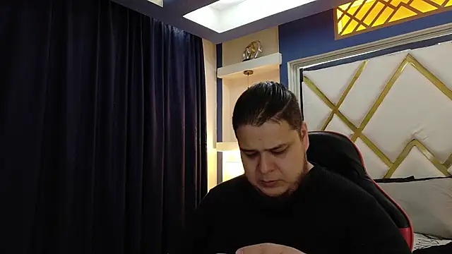 Snapshot of danna_thiago1 chatting on February 21, 2026, 1:35 pm danna thiago1 online show from February 21, 2026, 1:35 pm