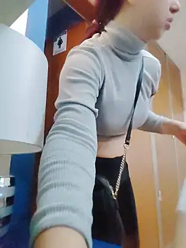 Snapshot of danna_thiago1 chatting on January 17, 2026, 12:20 pm danna thiago1 online show from January 17, 2026, 12:20 pm