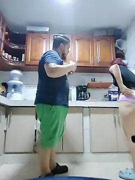 Snapshot of danna_thiago1 chatting on February 24, 2026, 1:06 am danna thiago1 online show from February 24, 2026, 1:06 am