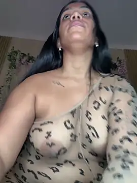 ArielleMillerr- online show from February 8, 2026, 5:43 pm