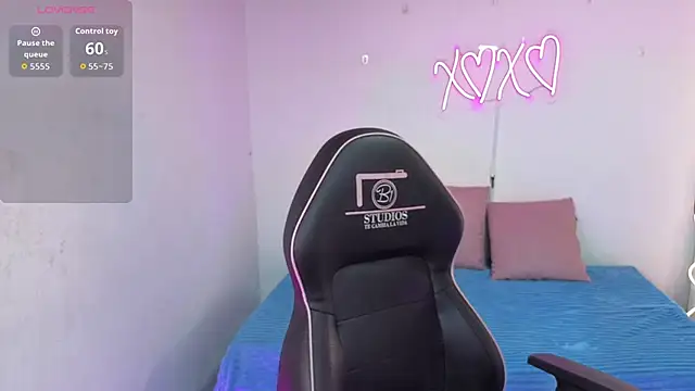 Canndyy tay1 online show from December 18, 2025, 11:47 am