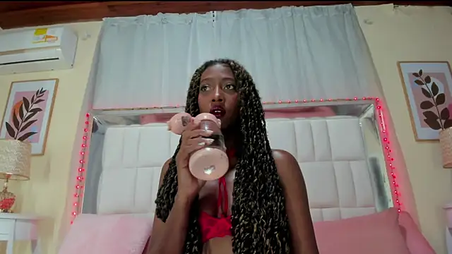 GhanimaWalter online show from November 23, 2025, 1:32 pm