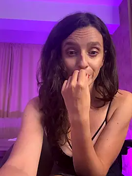 Snapshot of AnnaHarperX chatting on September 24, 2025, 7:20 pm AnnaHarperX online show from September 24, 2025, 7:20 pm