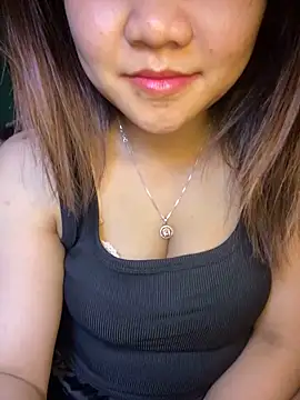 Sunset-yll online show from March 3, 2026, 9:44 pm