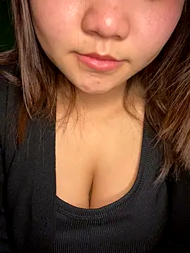 Snapshot of Sunset-yll chatting on January 6, 2026, 7:56 am Sunset-yll online show from January 6, 2026, 7:56 am