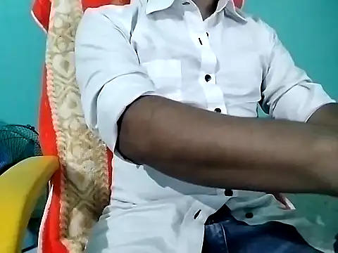 HandSome Perverter online show from November 18, 2025, 6:00 pm