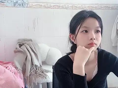 bunny-- online show from November 25, 2025, 5:08 am