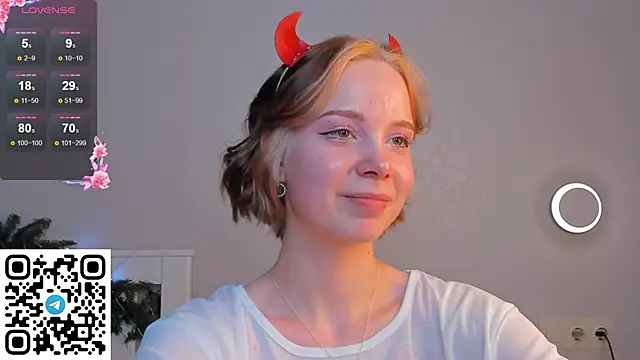 Snapshot of UmbraVelour chatting on January 8, 2026, 2:34 pm UmbraVelour online show from January 8, 2026, 2:34 pm