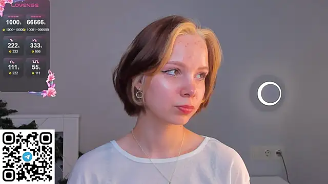 Snapshot of UmbraVelour chatting on January 13, 2026, 2:32 pm UmbraVelour online show from January 13, 2026, 2:32 pm