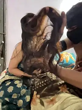 cutestpearl online show from December 21, 2025, 4:41 pm