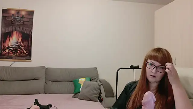 Snapshot of Foxy-lady chatting on October 20, 2025, 5:24 pm Foxy-lady online show from October 20, 2025, 5:24 pm