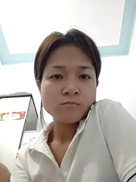 Snapshot of PamPii2x chatting on February 16, 2026, 3:21 pm PamPii2x online show from February 16, 2026, 3:21 pm