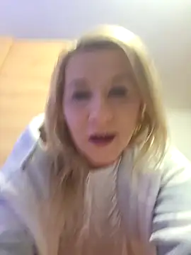 KaylinJan online show from April 2, 2026, 4:08 am