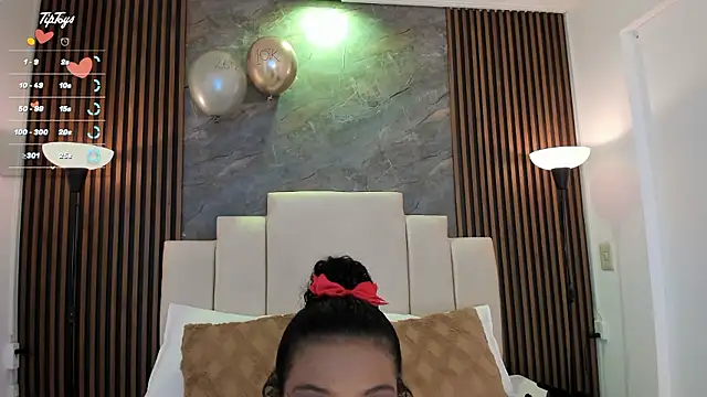 catiusca reyes 03 online show from January 11, 2026, 1:40 pm