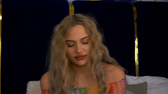 Chloe GraceeX online show from December 17, 2025, 10:15 pm