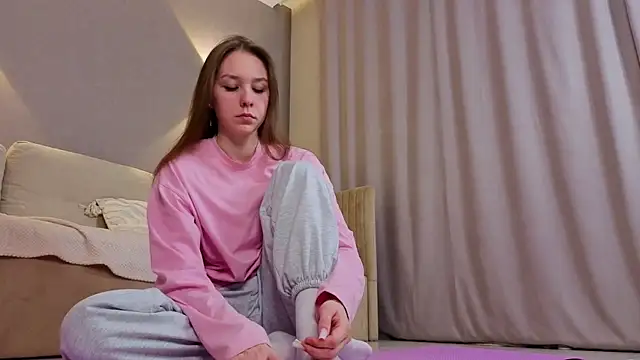 Snapshot of JaymieLarkey chatting on January 8, 2026, 4:57 pm JaymieLarkey online show from January 8, 2026, 4:57 pm