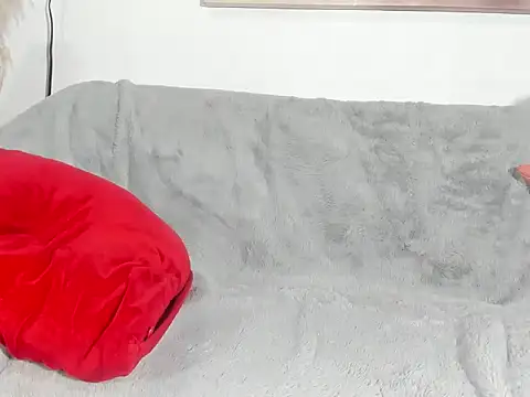 ebony cristal 1 online show from December 4, 2025, 5:39 am