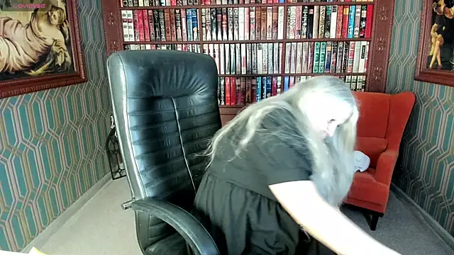 mariabelladonna online show from April 11, 2026, 12:29 am