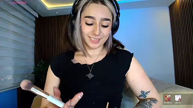 Snapshot of GabyRose9 chatting on February 26, 2026, 7:47 pm GabyRose9 online show from February 26, 2026, 7:47 pm