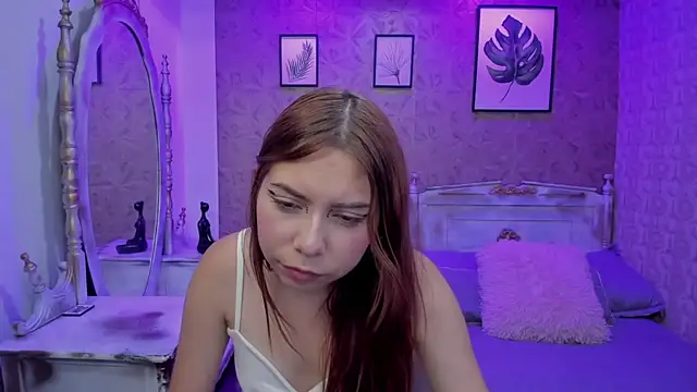 Isabela clk online show from November 23, 2025, 7:13 pm