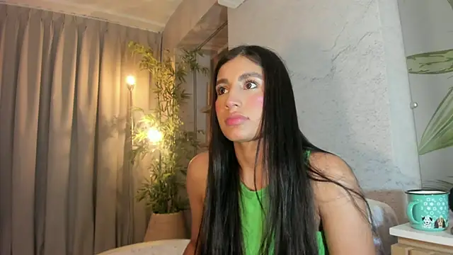 Snapshot of IsabelaStefano chatting on July 18, 2026, 3:48 am IsabelaStefano online show from July 18, 2026, 3:48 am