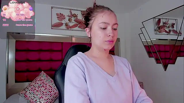 MarieTaylor  online show from March 7, 2026, 6:24 pm