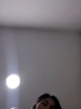 Laia torres1 online show from November 22, 2025, 10:03 am