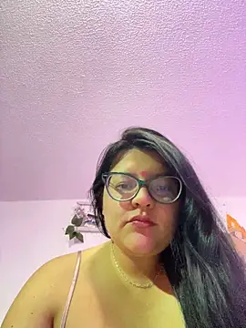 catbunnymmm online show from February 13, 2026, 8:31 pm