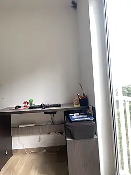 Celeste villanueva  online show from November 26, 2025, 2:17 pm