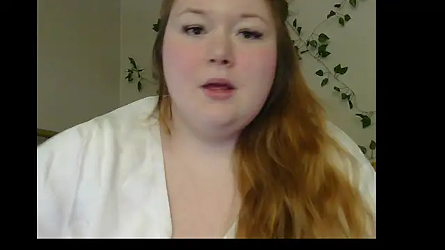 Lilah Sweet online show from June 15, 2026, 7:46 pm