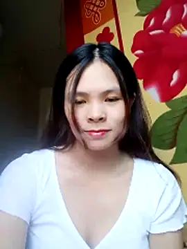 quynhquynh  online show from November 21, 2025, 5:28 am