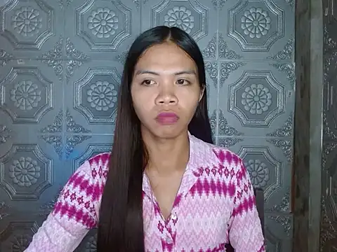 asian reyanxxx online show from November 29, 2025, 7:52 am