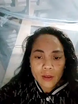 bela-hayes online show from December 1, 2025, 2:29 pm