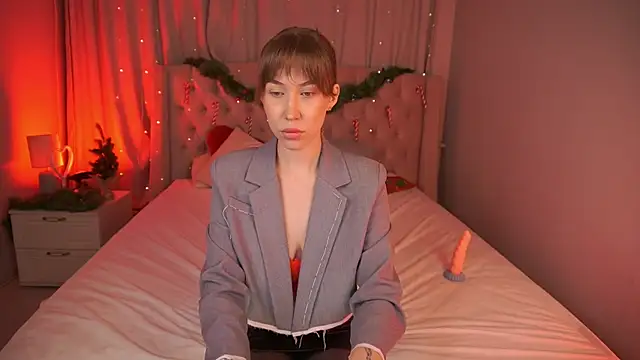 AnnetteLane online show from January 6, 2026, 4:16 am